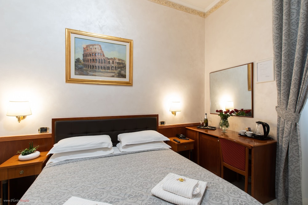 Adas Hotel 27/80