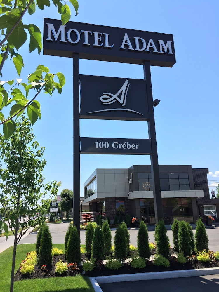 Motel Adam 1/70