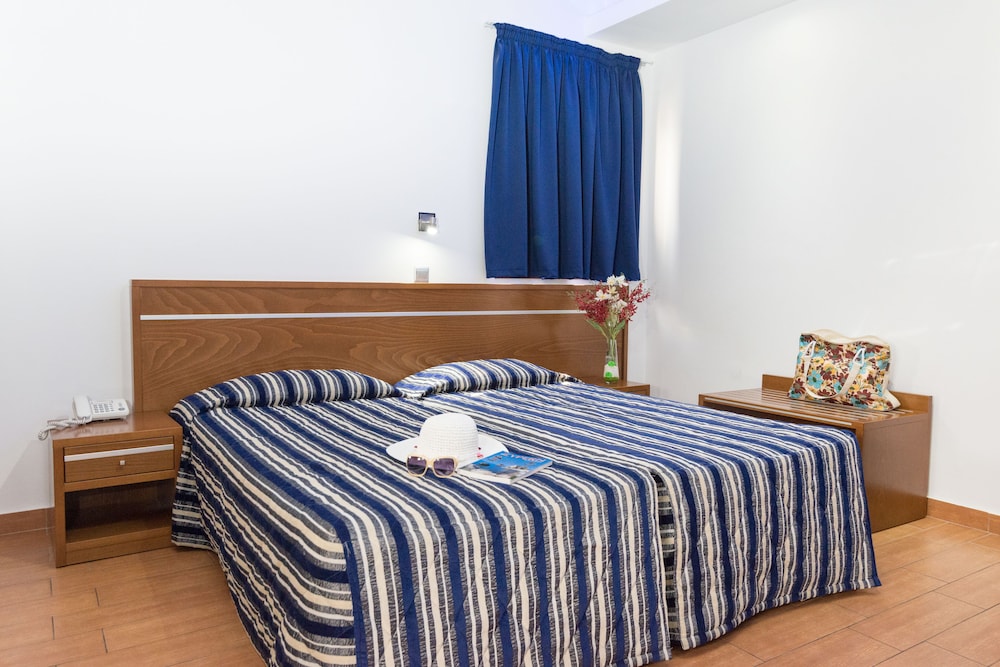 Loutsiana Hotel Apartments 27/63