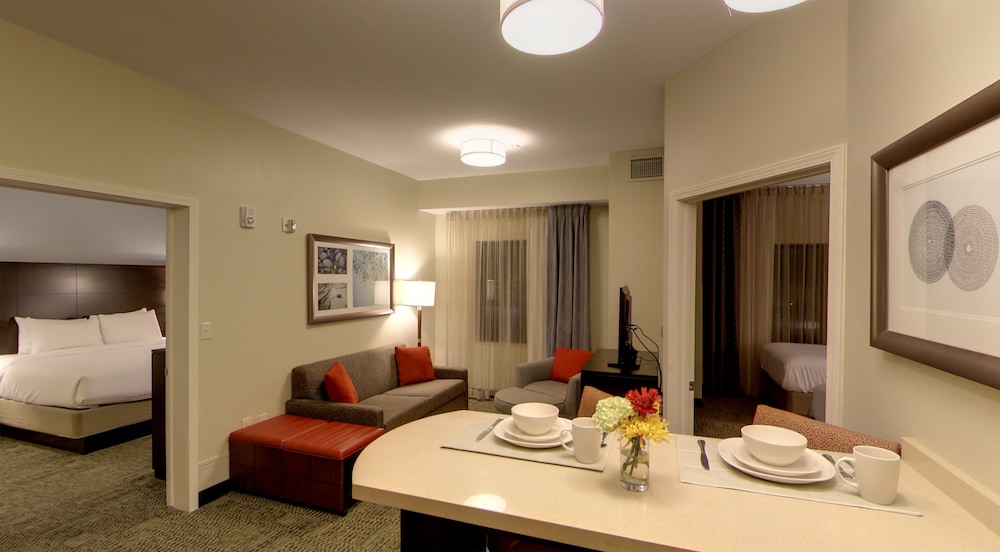 Staybridge Suites Ann Arbor Univ of Michigan 45/54