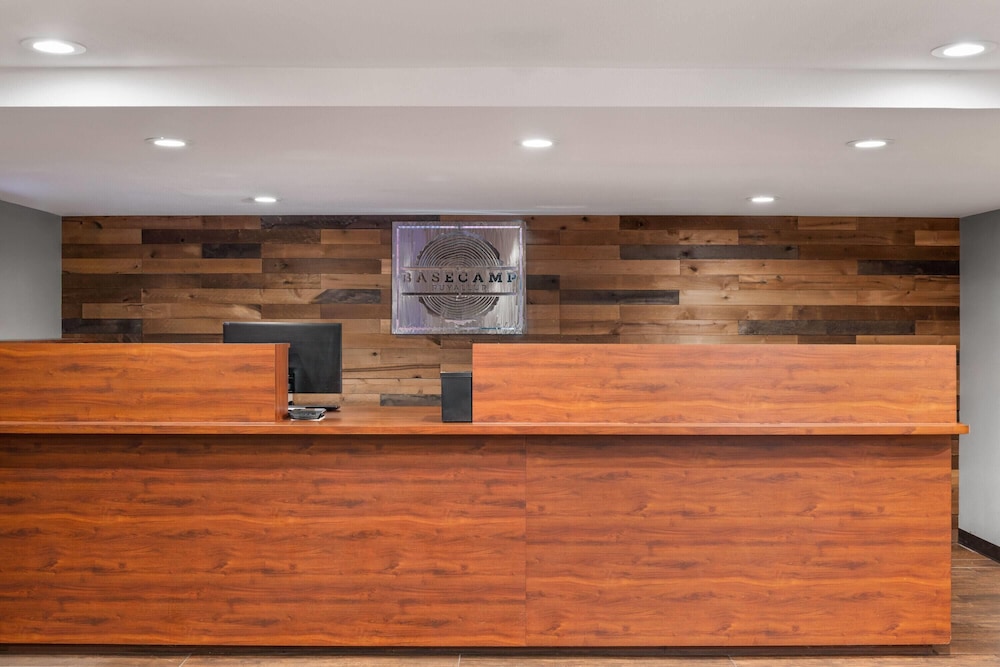 Basecamp Puyallup a Travelodge by Wyndham 11/50