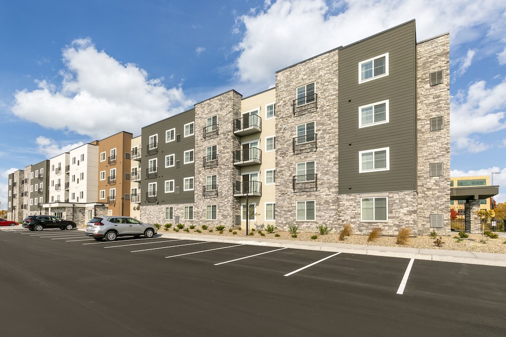 WaterWalk Extended Stay by Wyndham Minneapolis - Plymouth 51/62
