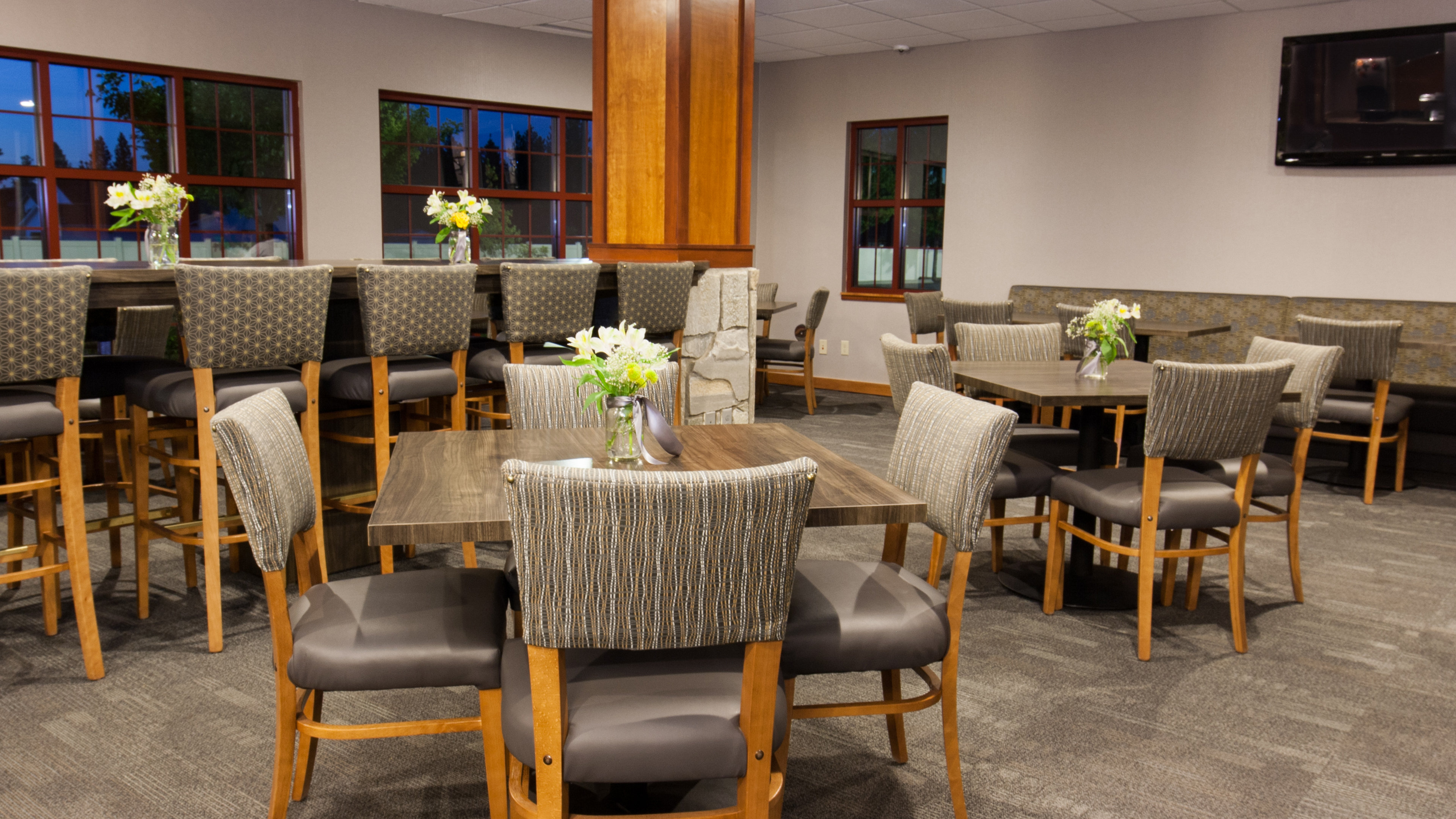 Holiday Inn Express Hotel Suites Cheney University Area 46/58