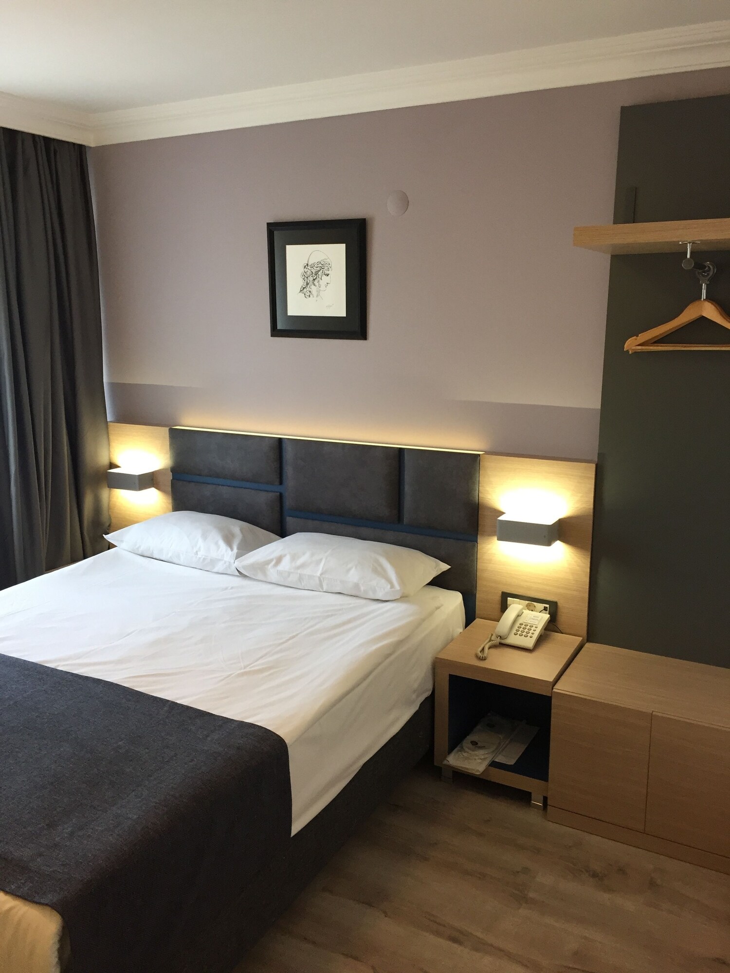 STANDARD, DOUBLE OR TWIN BED