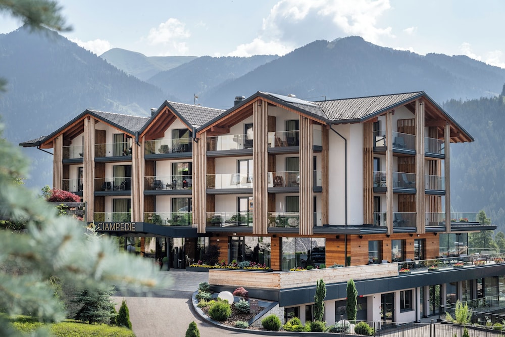 Hotel Ciampedie 3/52