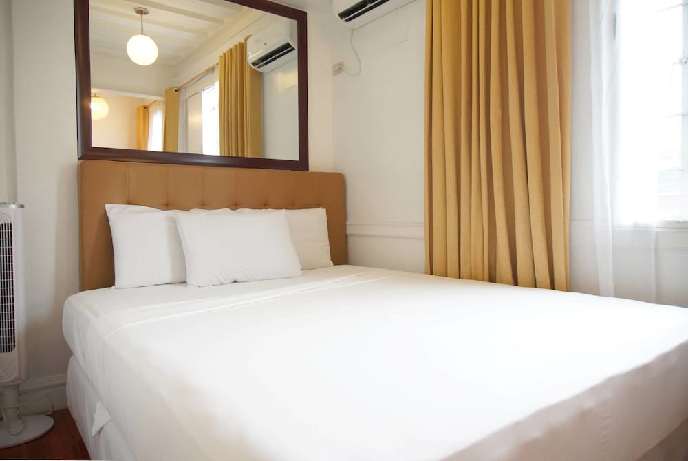 Makati Riverside Inn 9/54
