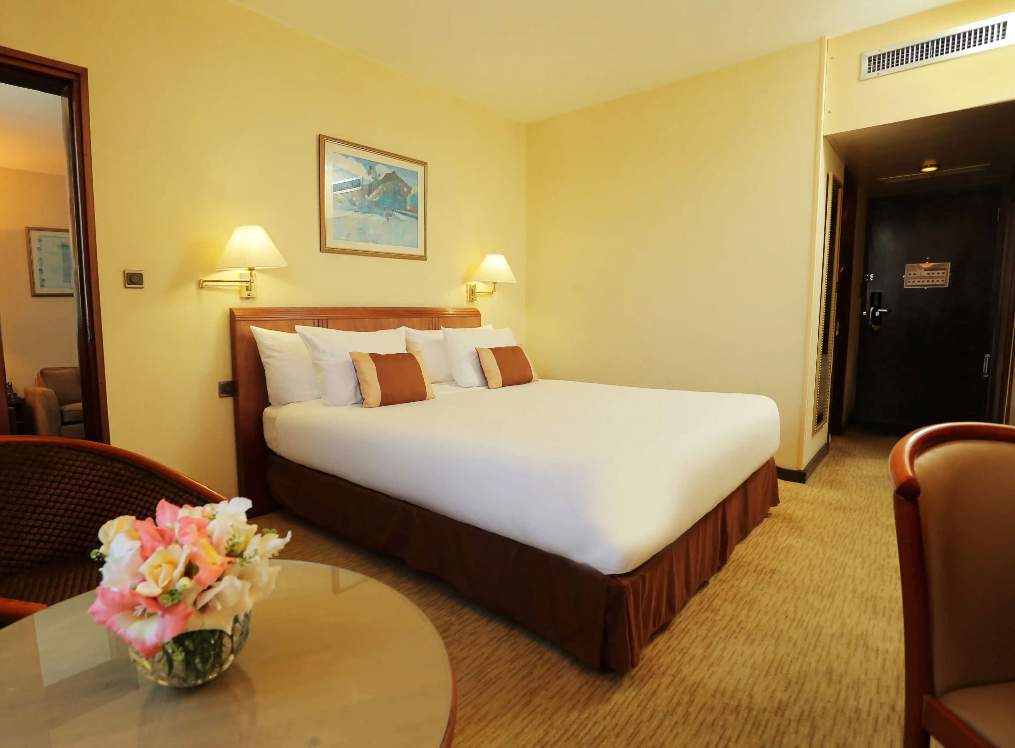 Royal, Family Suite, Lake and Palace View