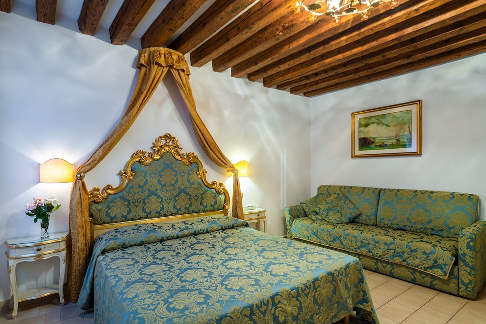 Hotel Al Vagon 5/25