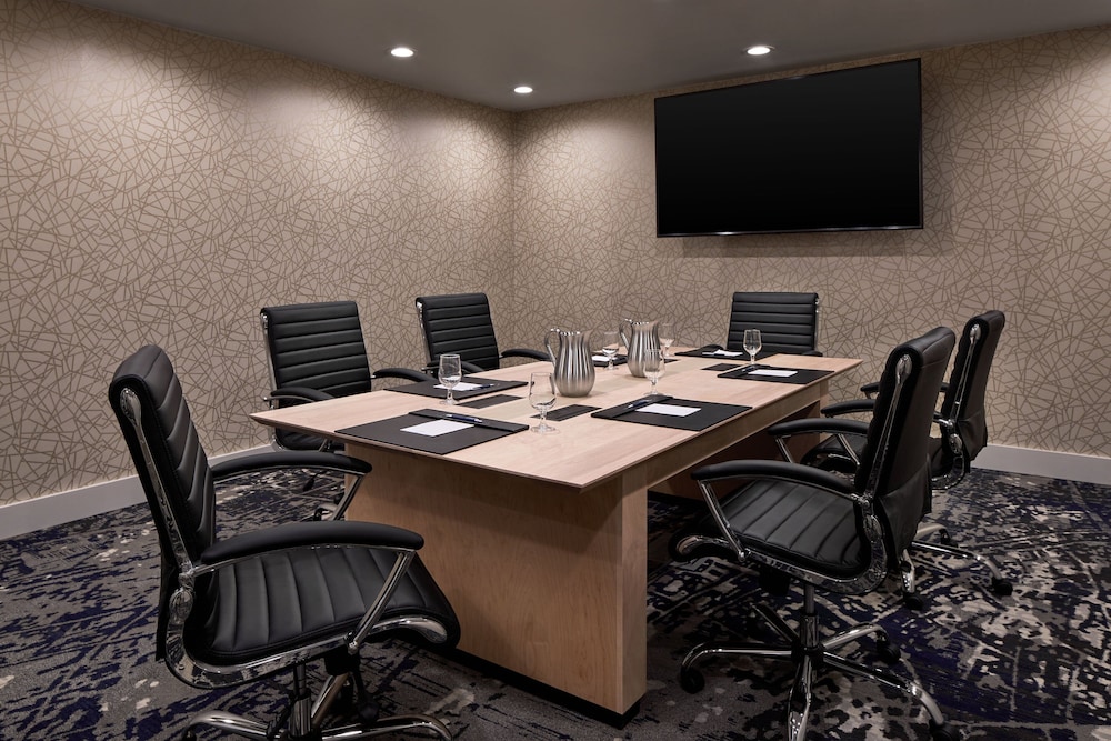 Sheraton Richmond Airport Hotel 44/54
