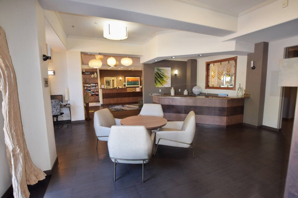 Fairfield Inn Suites By Marriott Grand Junction Downtown 38/51
