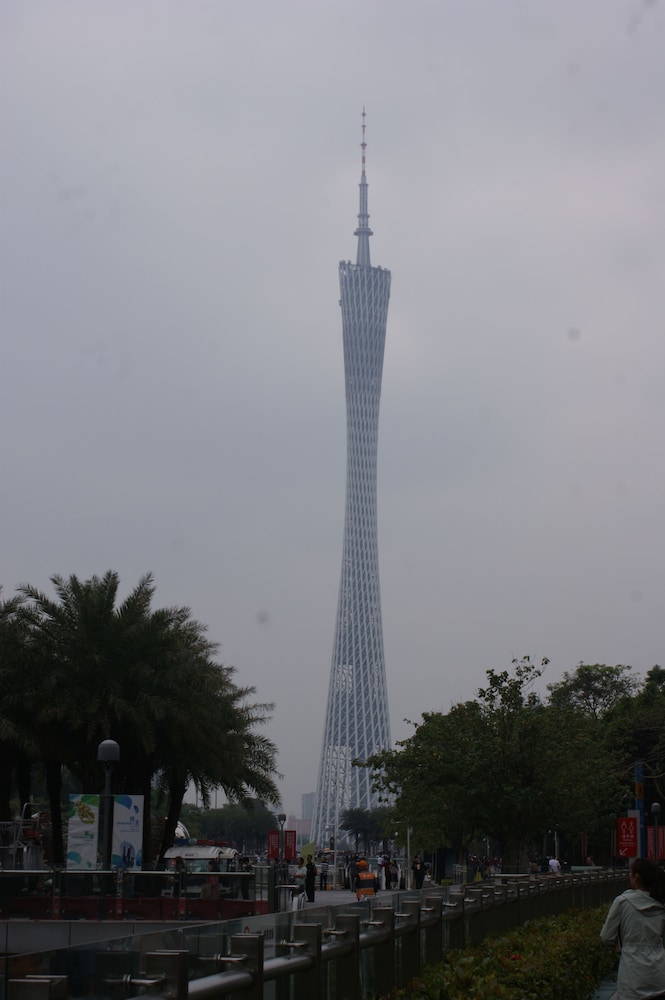 Echarm Hotel (Guangzhou Huashi Metro Station) 31/33