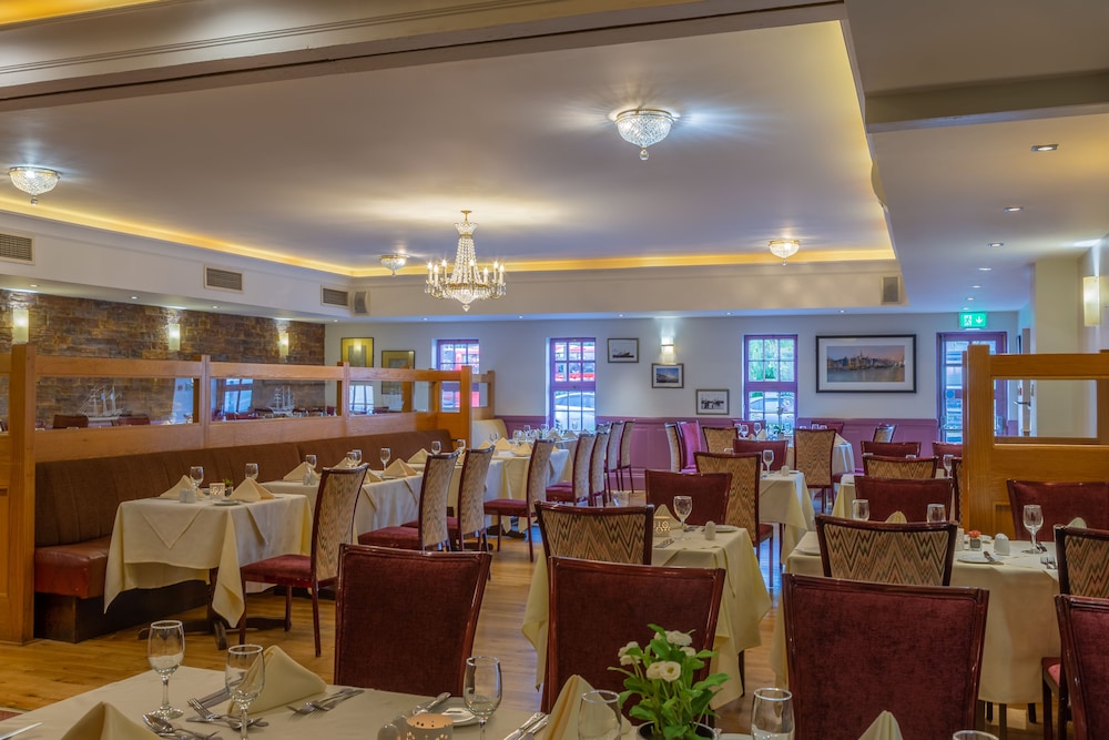 Dooleys Hotel Waterford City 42/57