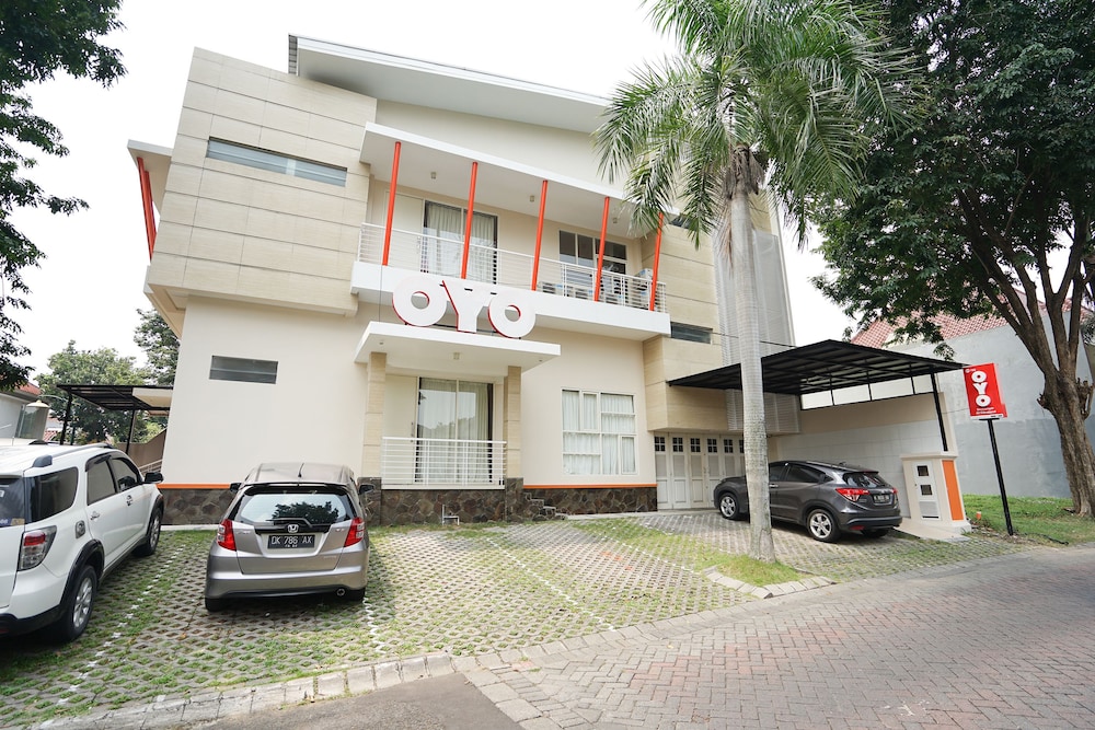 OYO 782 Menjangan Residence at Citraland 1 15/17
