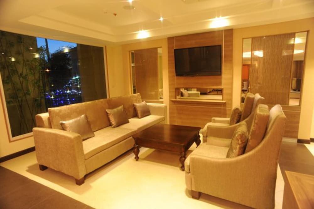 Kitlada Hotel 28/44