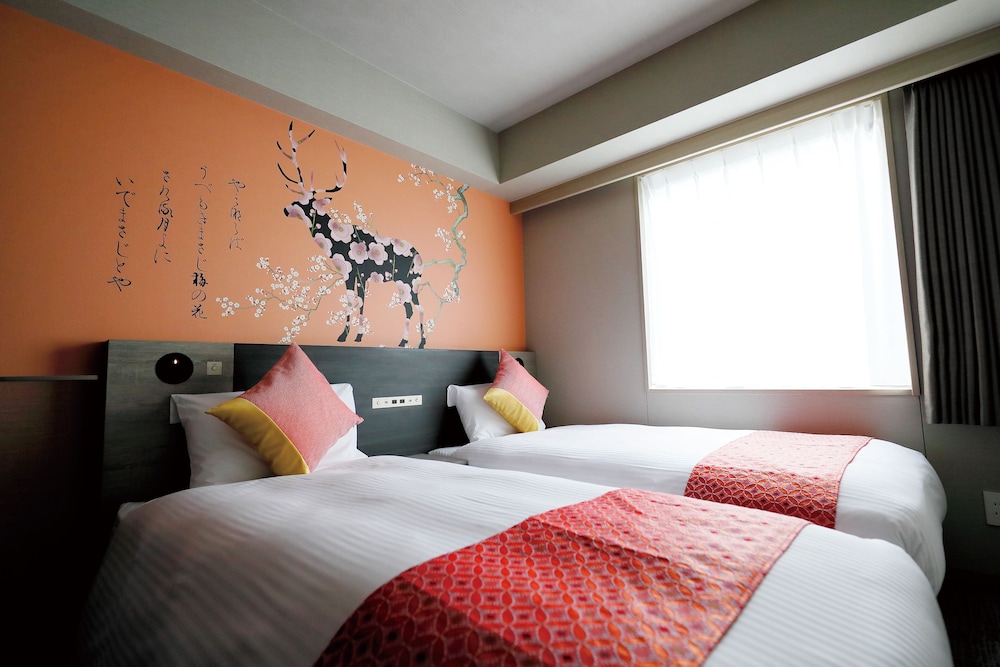STANDARD, TWIN BEDS