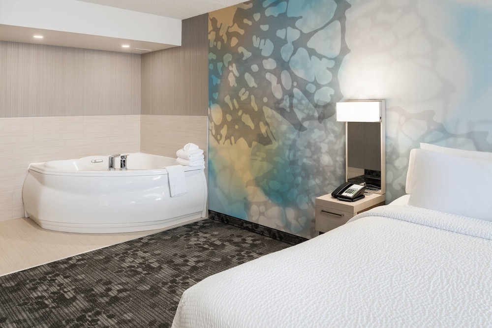 Courtyard By Marriott Toronto Vaughan 12/46