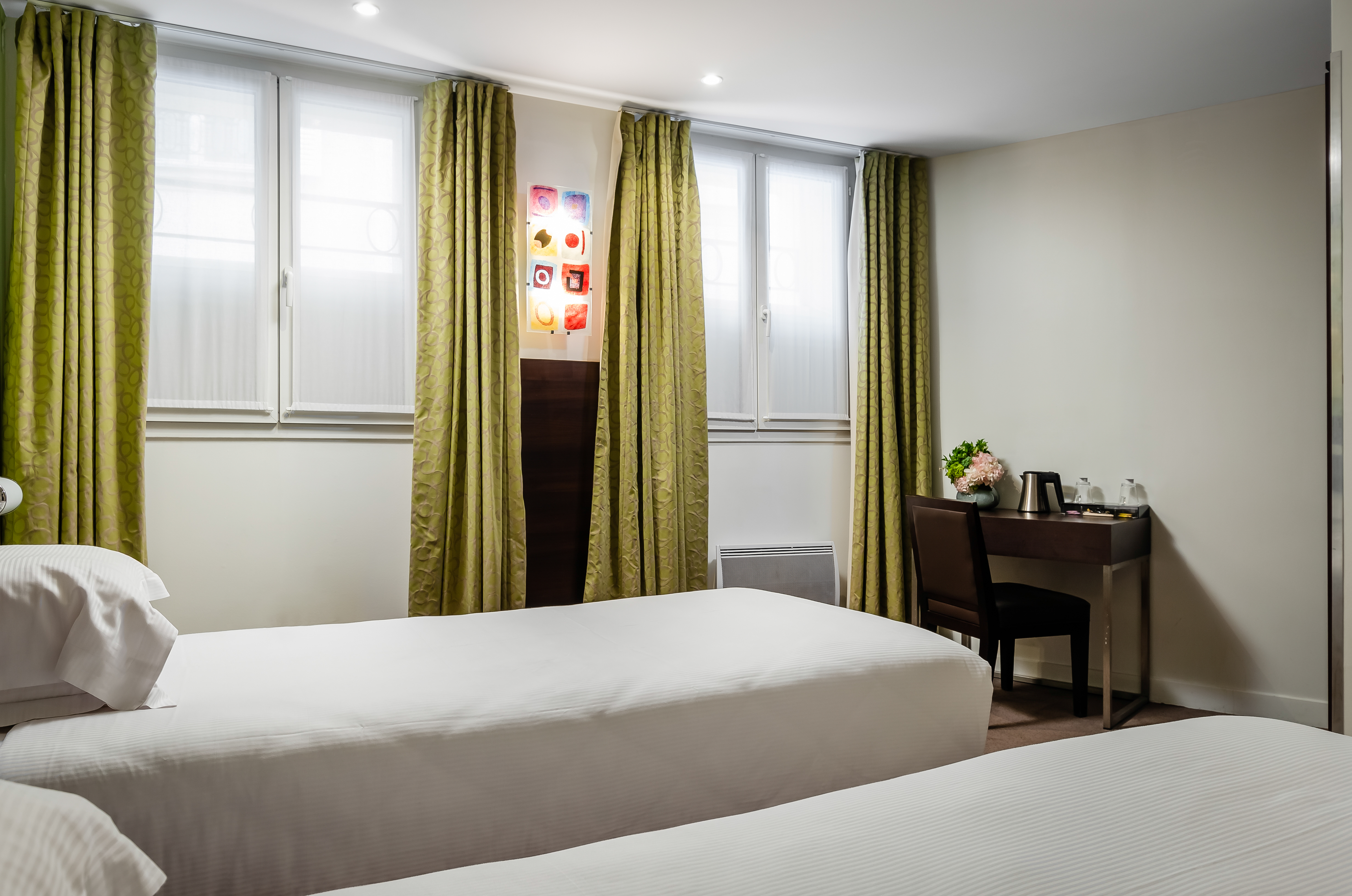 ROOM, TRIPLE
