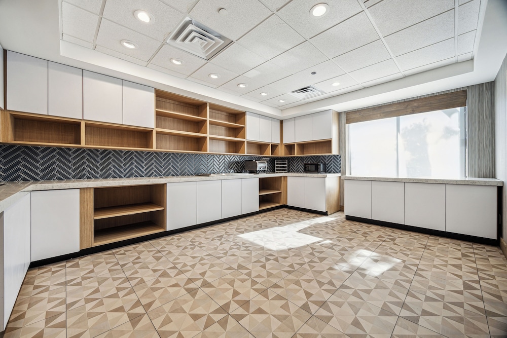 Hyatt Place San Antonio - Northwest/Medical Center 52/76