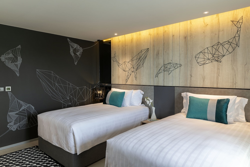 U Jomtien Pattaya 30/80