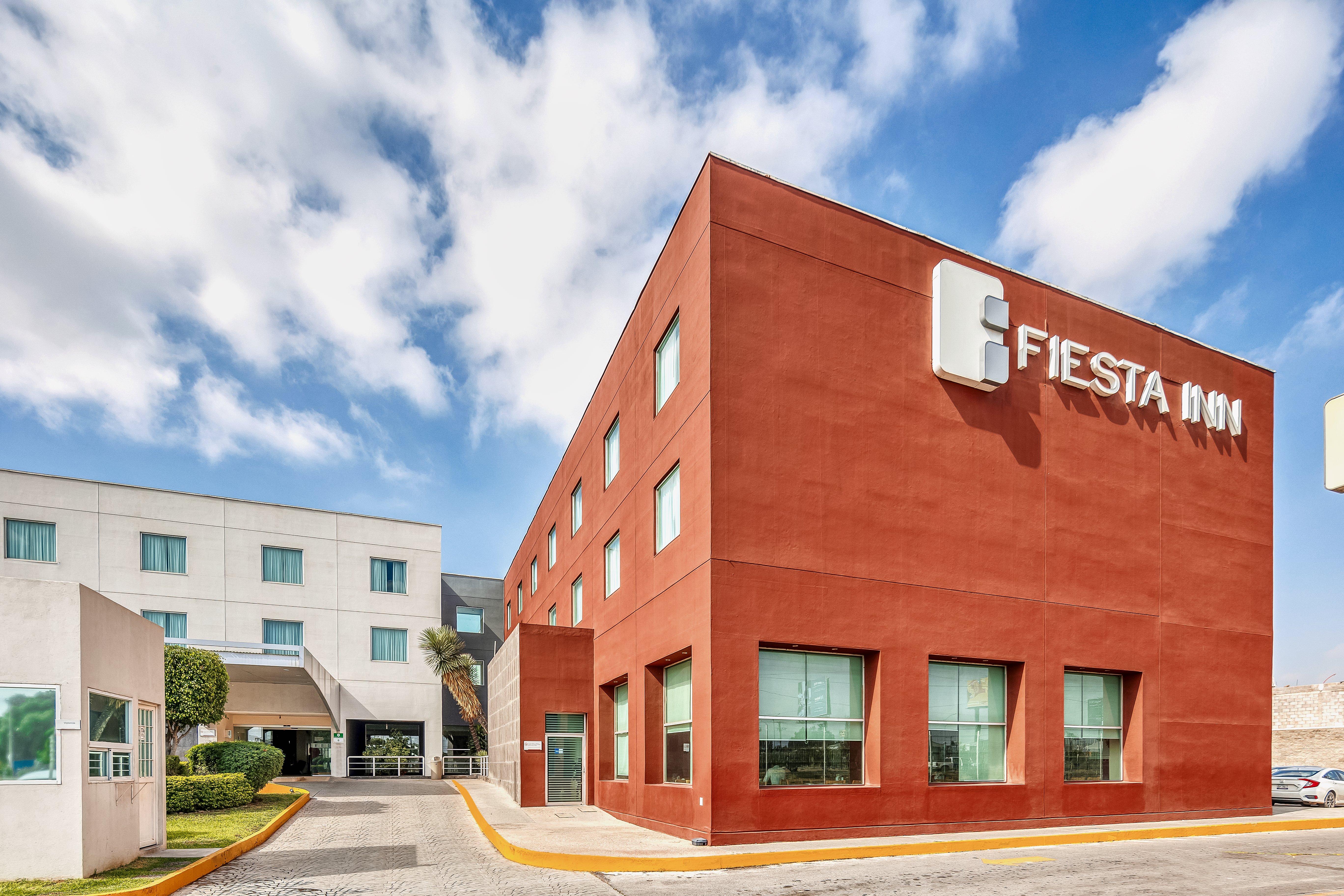 Fiesta Inn Express San Luis Potosi Oriente 3/50