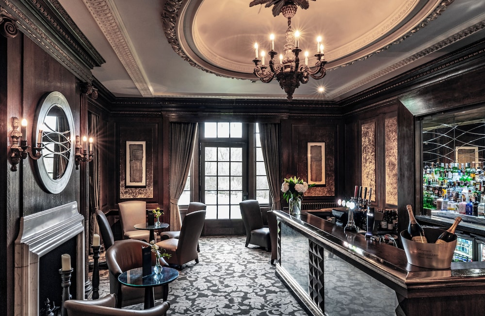 Wood Hall Hotel & Spa 32/55