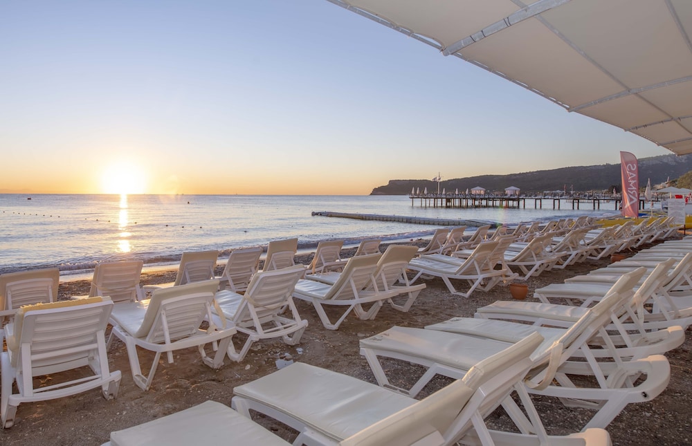 Armas Gul Beach Hotel All Inclusive 70/73