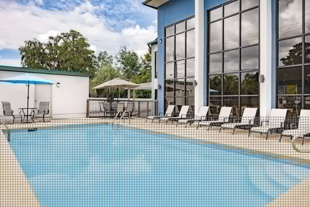 Days Inn & Suites by Wyndham Savannah Midtown 3/56