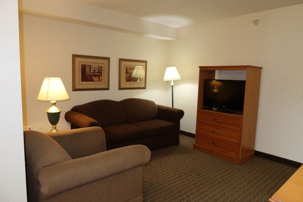 Americas Best Value Inn Annandale 38/57