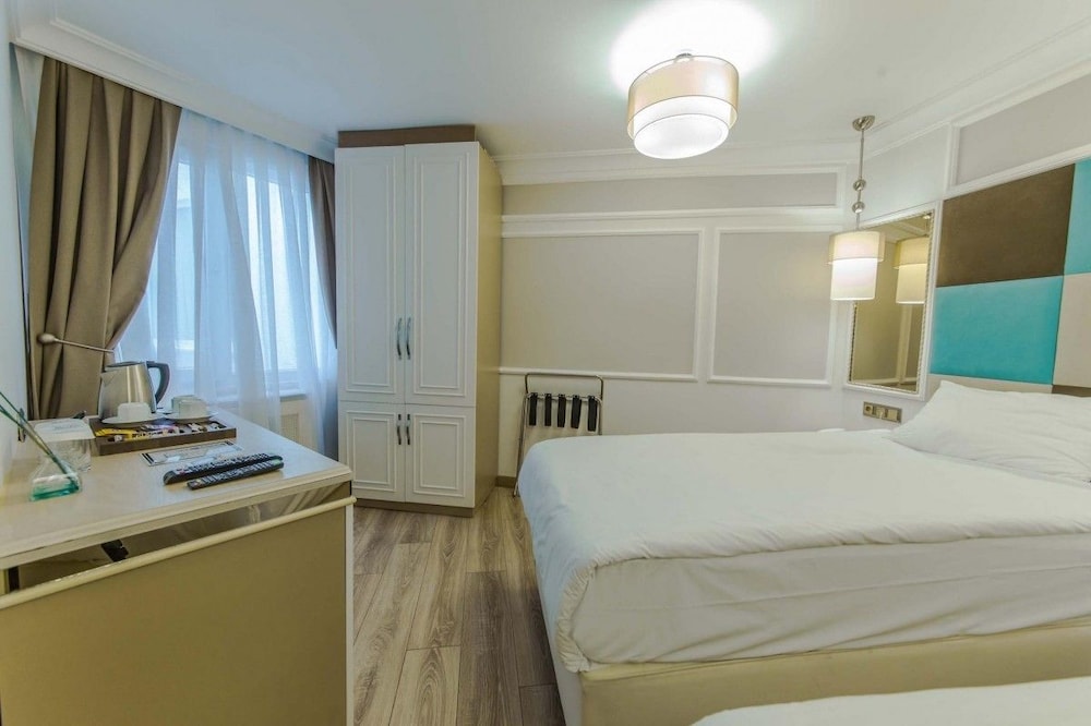 The Constantine Hotel 21/72