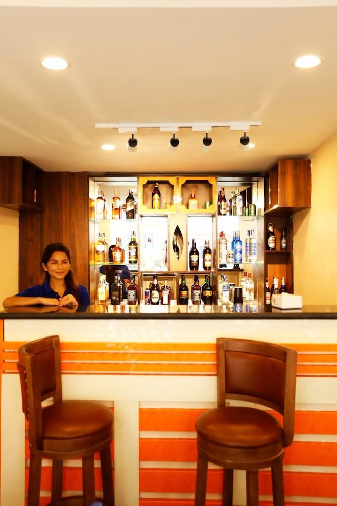 Hotel Readers Inn Pvt.Ltd 24/27