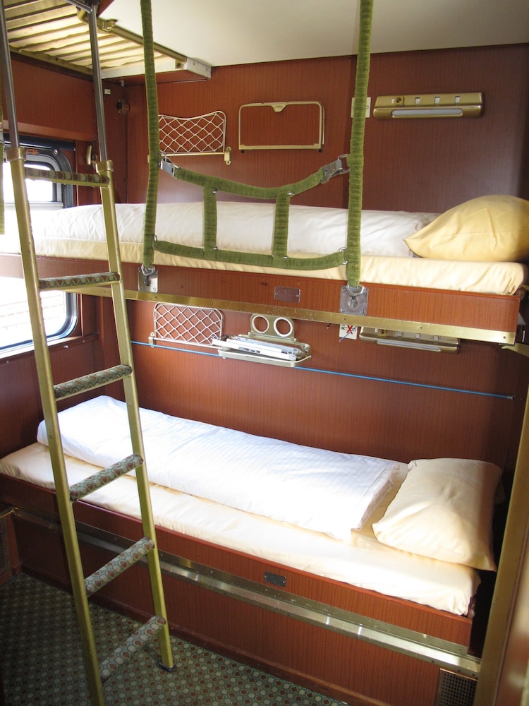 Train Lodge Amsterdam 5/34