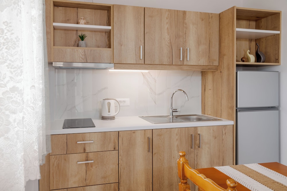 Antonis Apartments 49/50