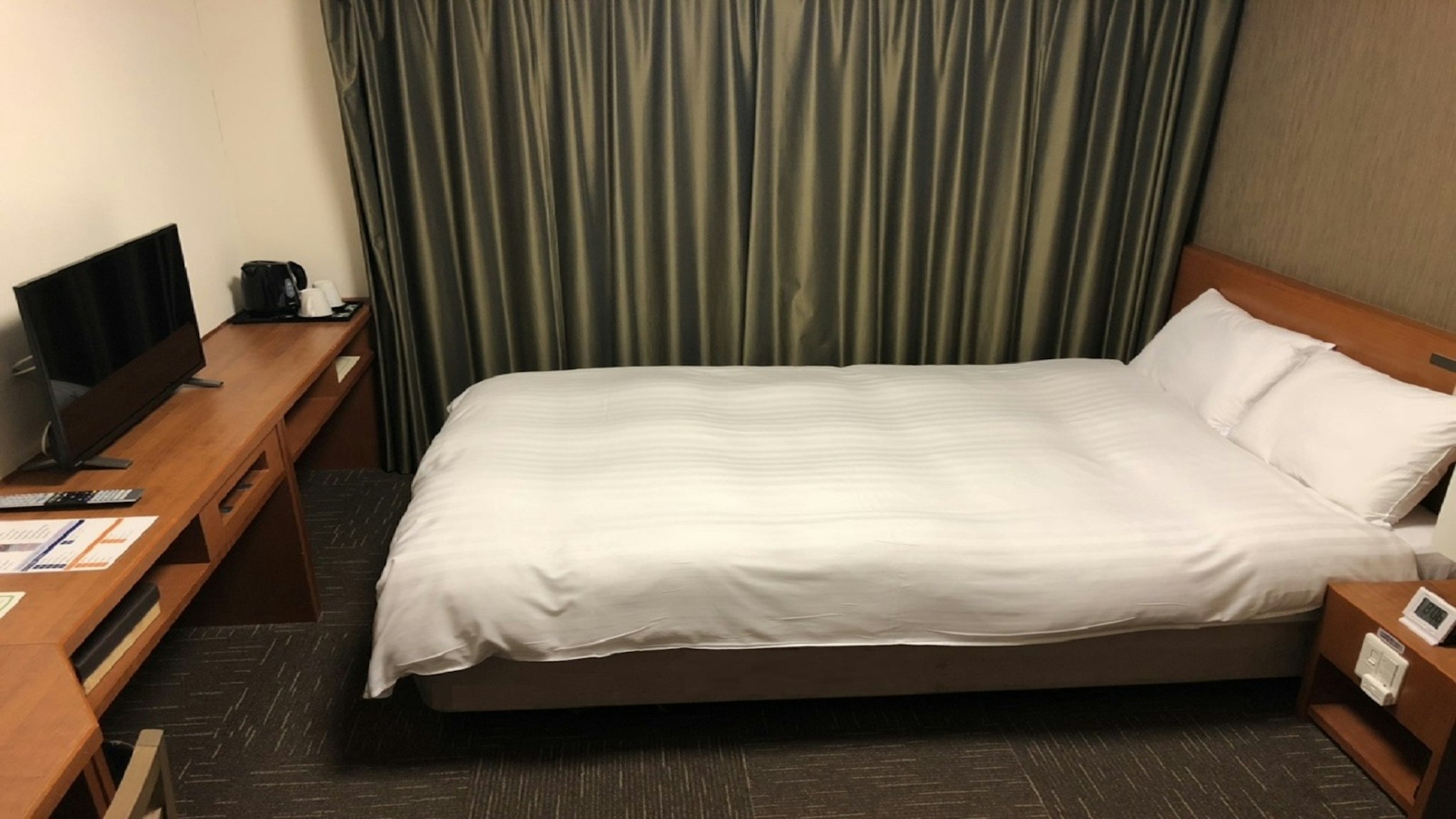 Room, Double Bed