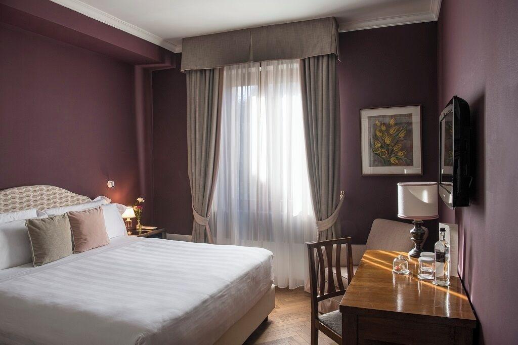 Classic, Double or Twin Bed