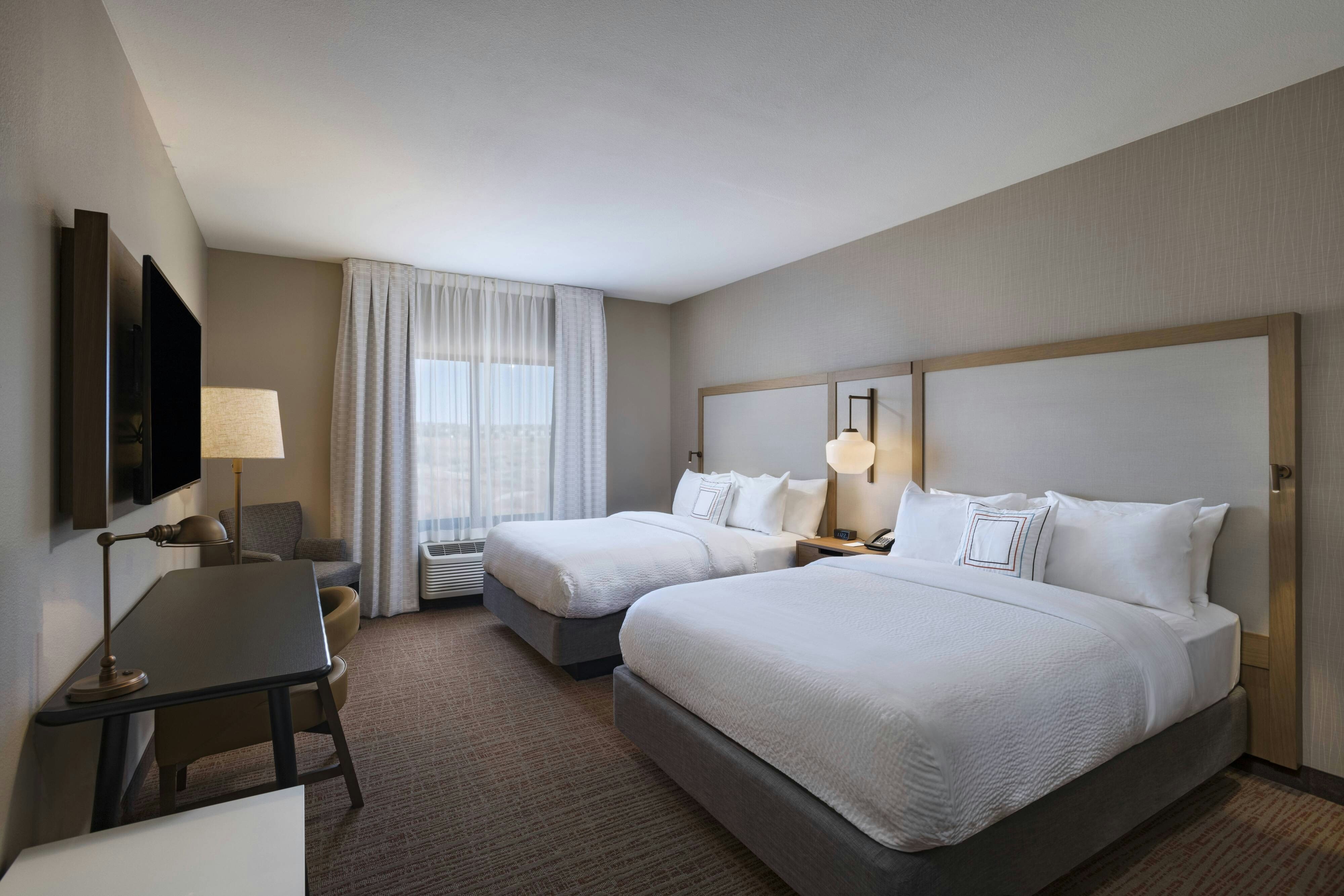 room, 2 queen beds