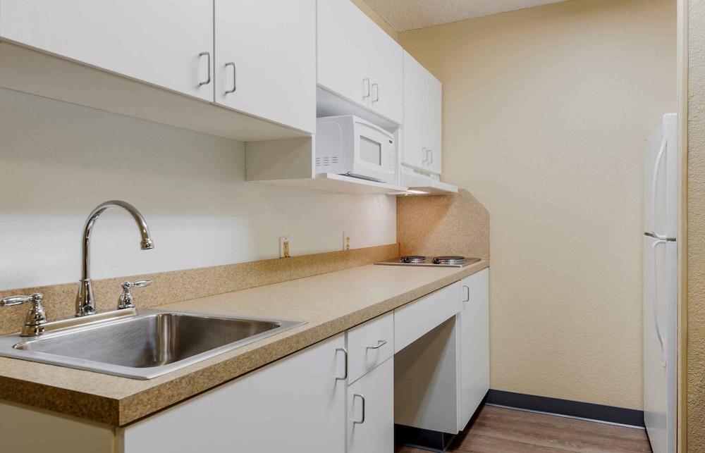 Extended Stay America - Fort Worth - Southwest 47/52