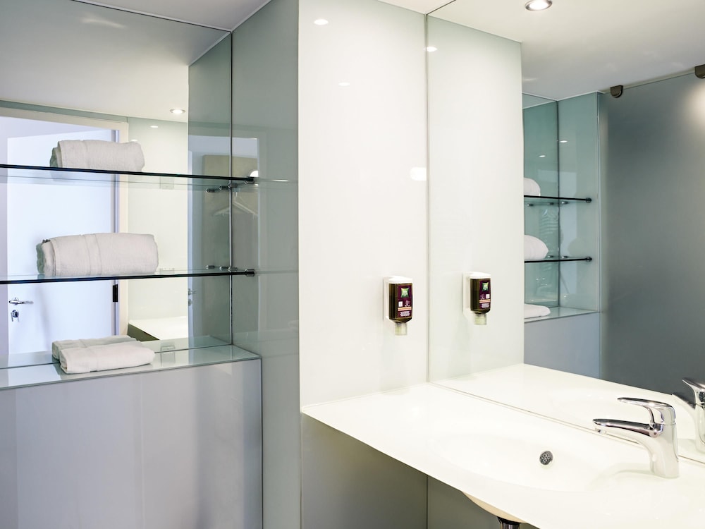 Ibis Styles Crewe 49/49