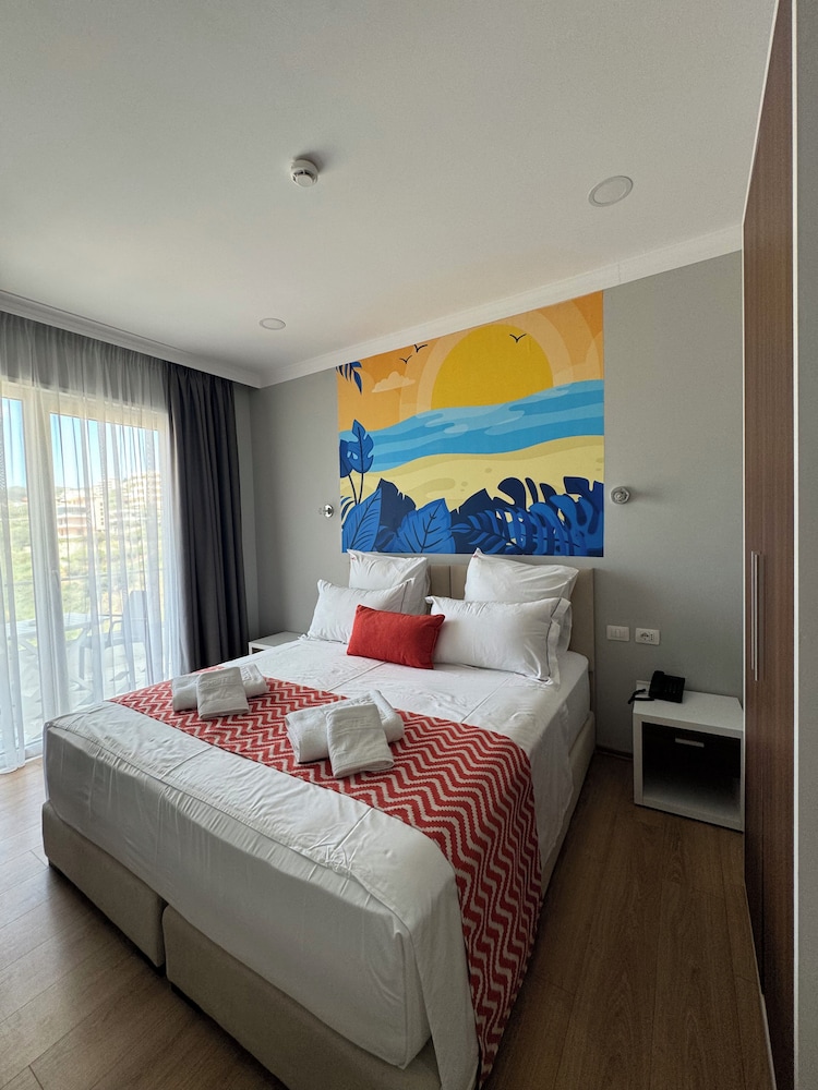 ADEA HOTEL 20/58