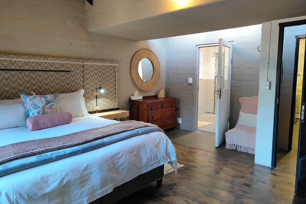 Hornbill House 17/49