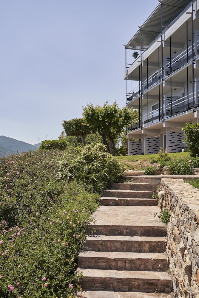 Xenia Poros Image Hotel in POROS