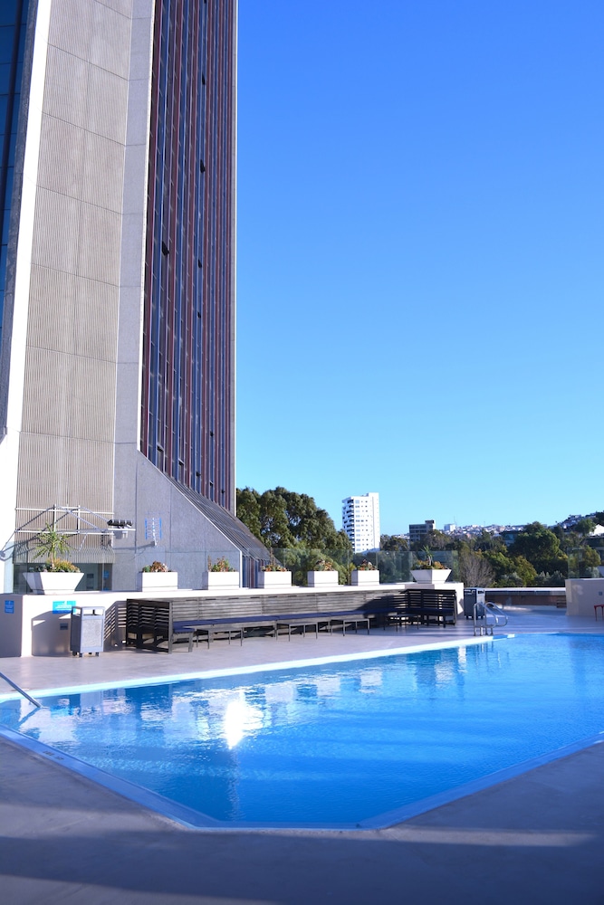 Grand Hotel Tijuana 11/77