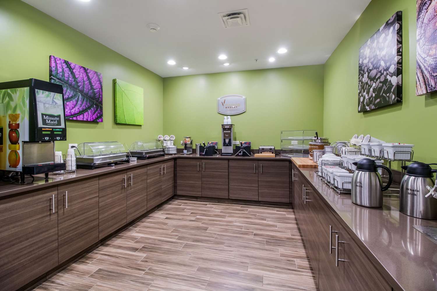 MainStay Suites at Discovery Park of America 8/38