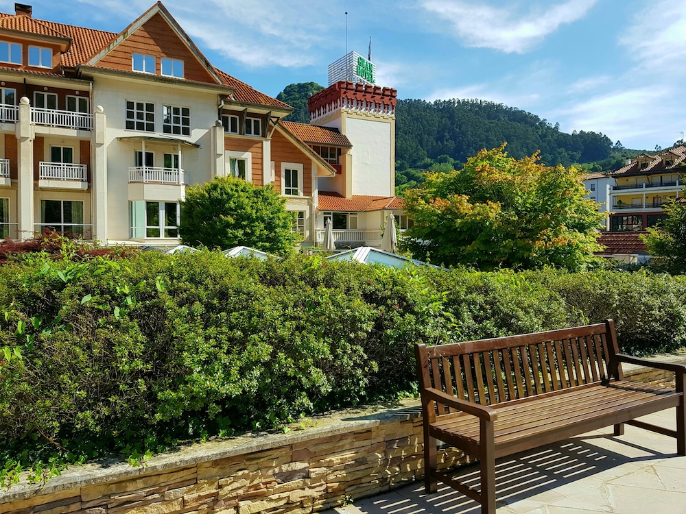 Gran Hotel Balneario Puente Viesgo 25/32