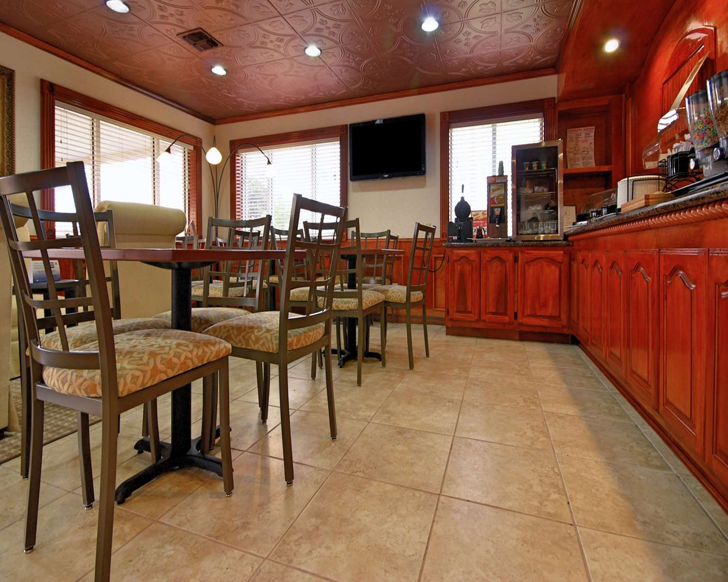 Americas Best Value Inn Kingsville 5/8