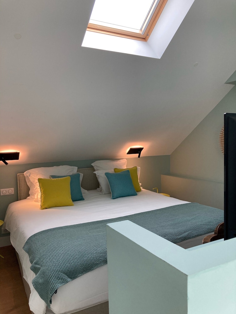 James Joyce, Duplex, Suite, Queen Bed, Sofa, Balcony