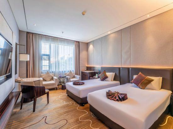 Executive, Twin Beds