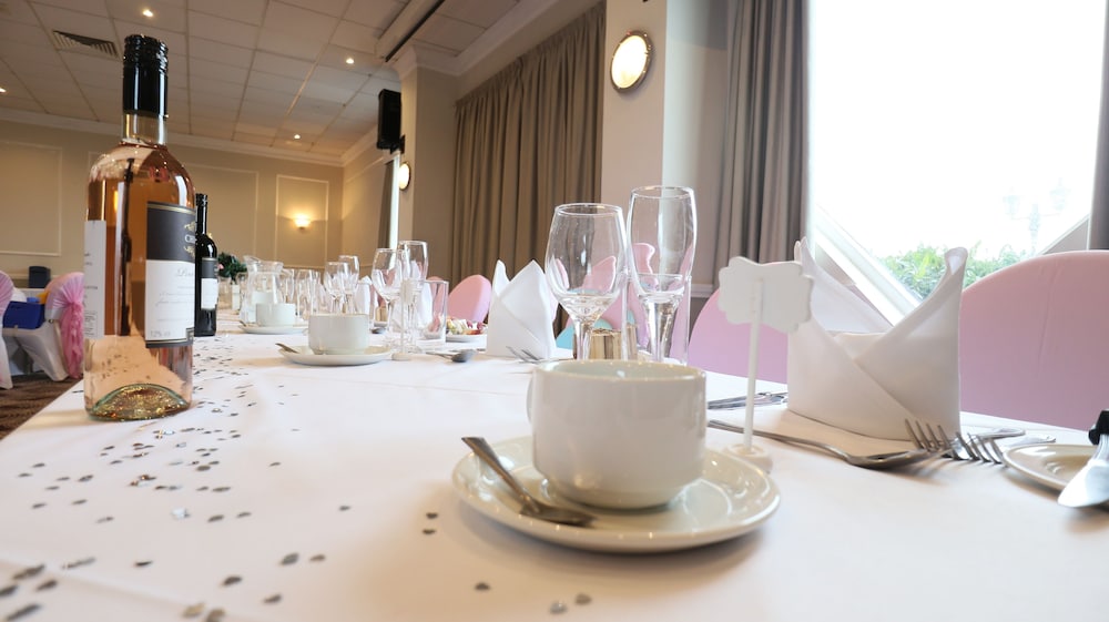 Citrus Hotel Coventry By Compass 41/50