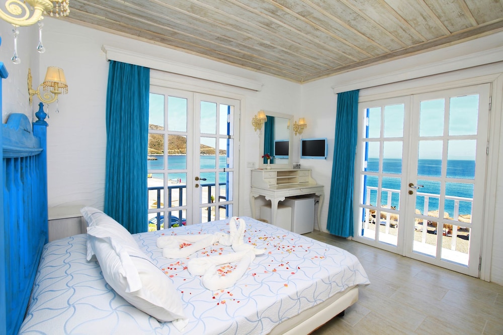OTEL MAVI BEYAZ 9/50