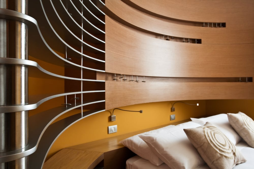 Eos Hotel 30/72
