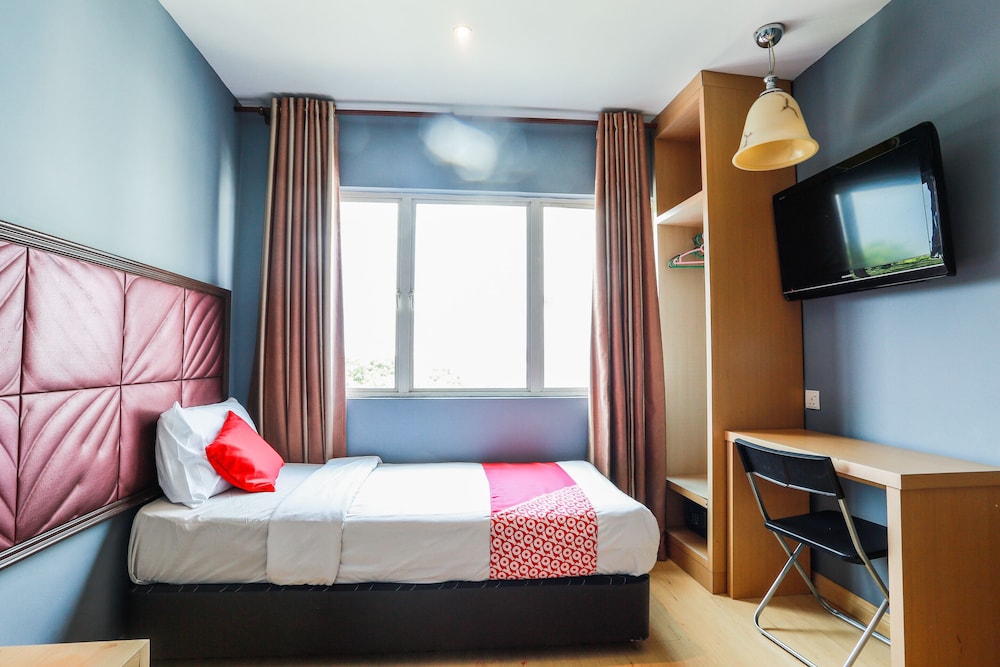OYO 90894 Hotel Smc I-city 41/54